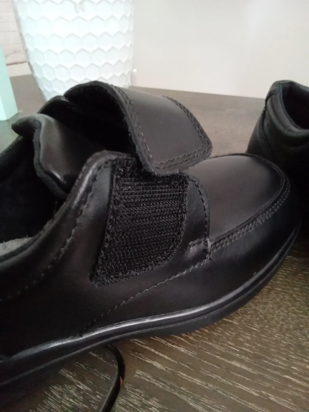 Hush Puppies Kids Black Leather School Shoes Size 1 Wide